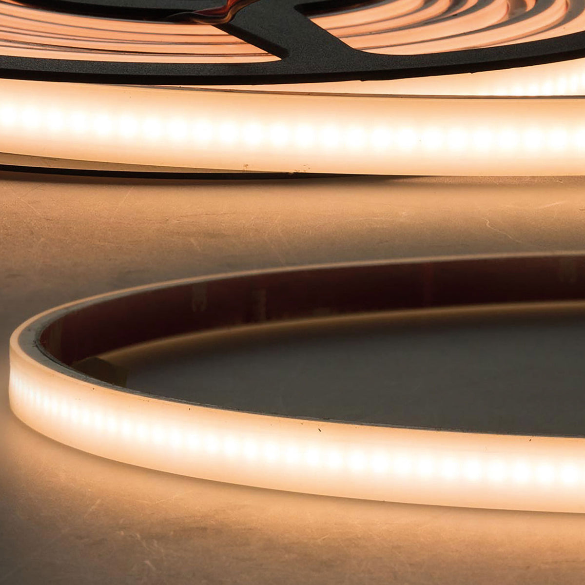 AQUA927 | LED-strip | melkwit | 5m | 2700K | 10W/m | 240 LED/m | 24V | IP67