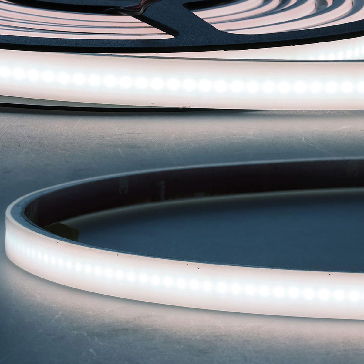 AQUA960 | LED-strip | melkwit | 5m | 6000K | 10W/m | 240 LED/m | 24V | IP67