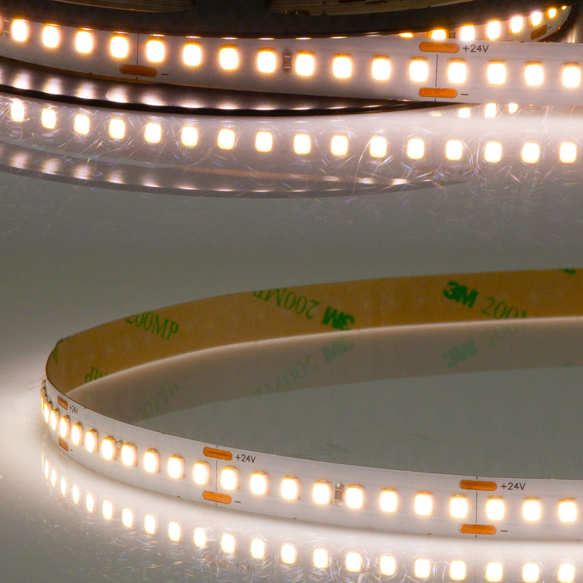 HEQ930 High Bright | LED-strip | 5m | 3000K | 12W/m | 24V | IP20 | 150lm/W