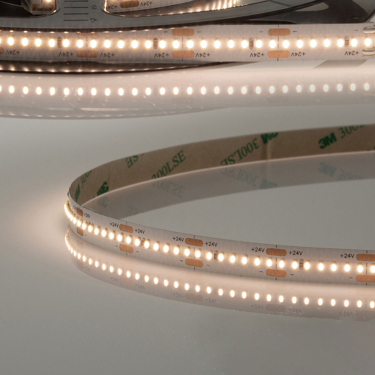 Linear8 CRI940 | LED-strip | 5m | 4000K | 15W/m | 24V | IP20