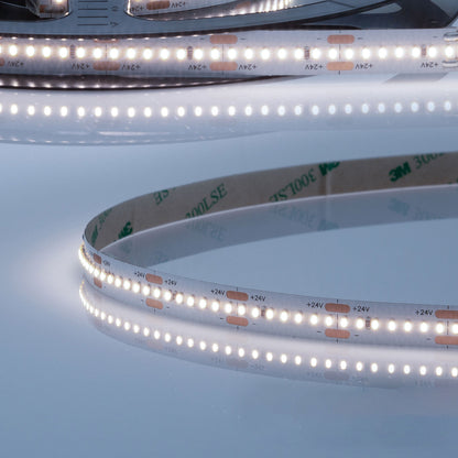 Linear8 CRI960 | LED-strip | 5m | 6000K | 15W/m | 24V | IP20
