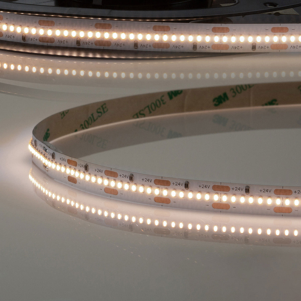 Linear8 CRI940 | LED-strip | 5m | 4000K | 22W/m | 24V | IP20