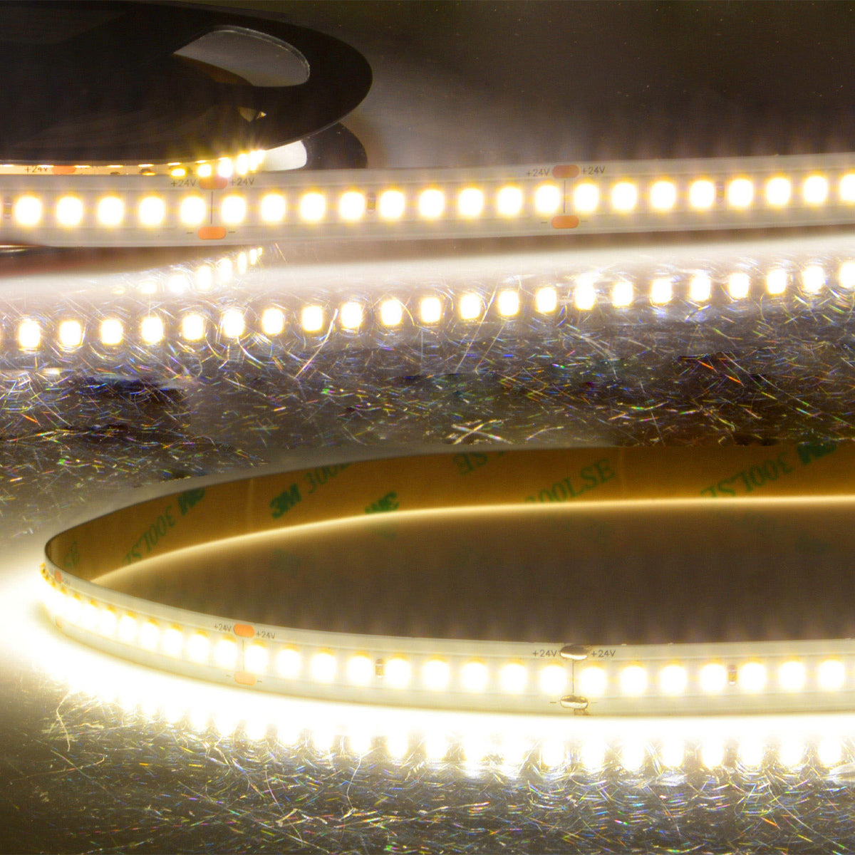 HEQ830 | LED-strip | 5m | 3000K | 200 lm/W | 24V | IP20