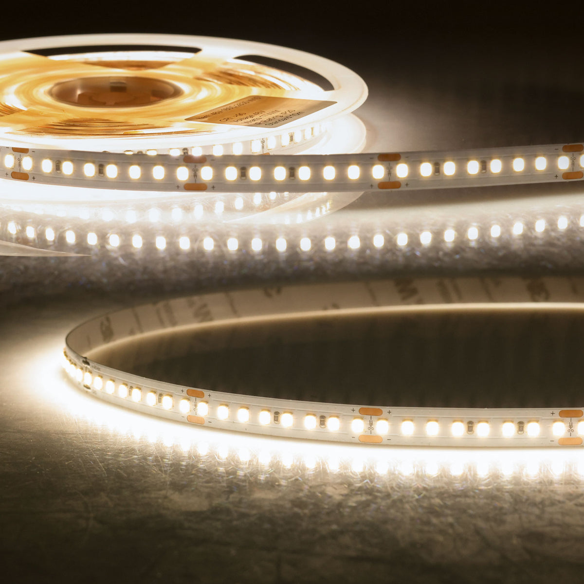 HEQ930 High Bright | LED-strip | 10m | 3000K | 17W/m | 48V | IP20