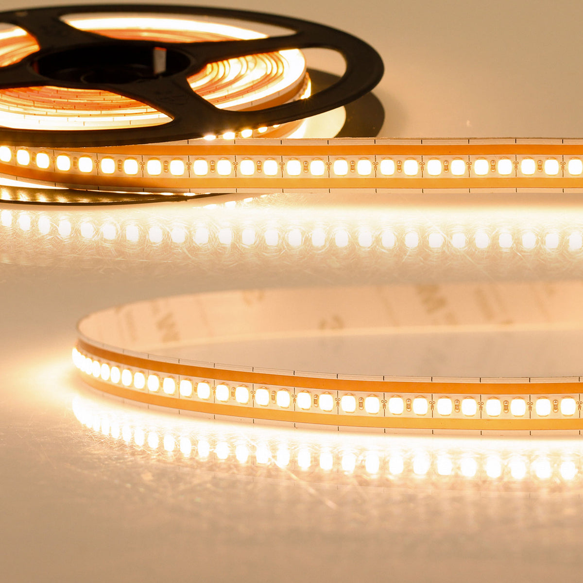 FC927 | LED-strip | 5m | 2700K | 10W/m | 140 lm/W | 200 LED/m | 24V | IP20