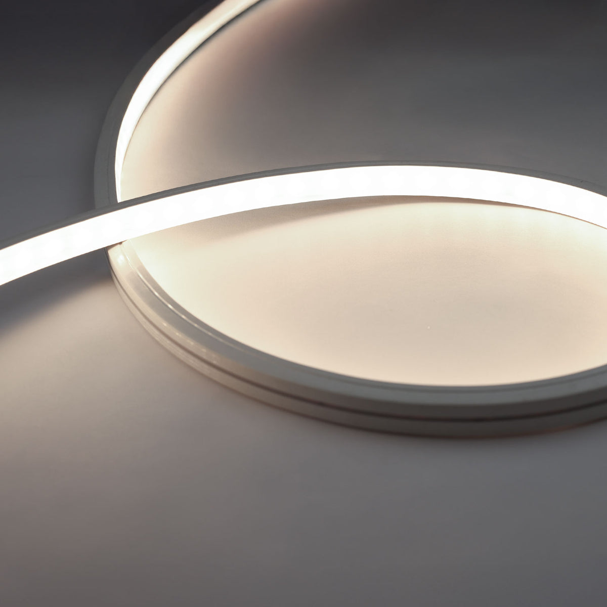 Wallwasher | LED-strip | 20x55° | 3m | 18W/m | CRI90 | 24V | IP54