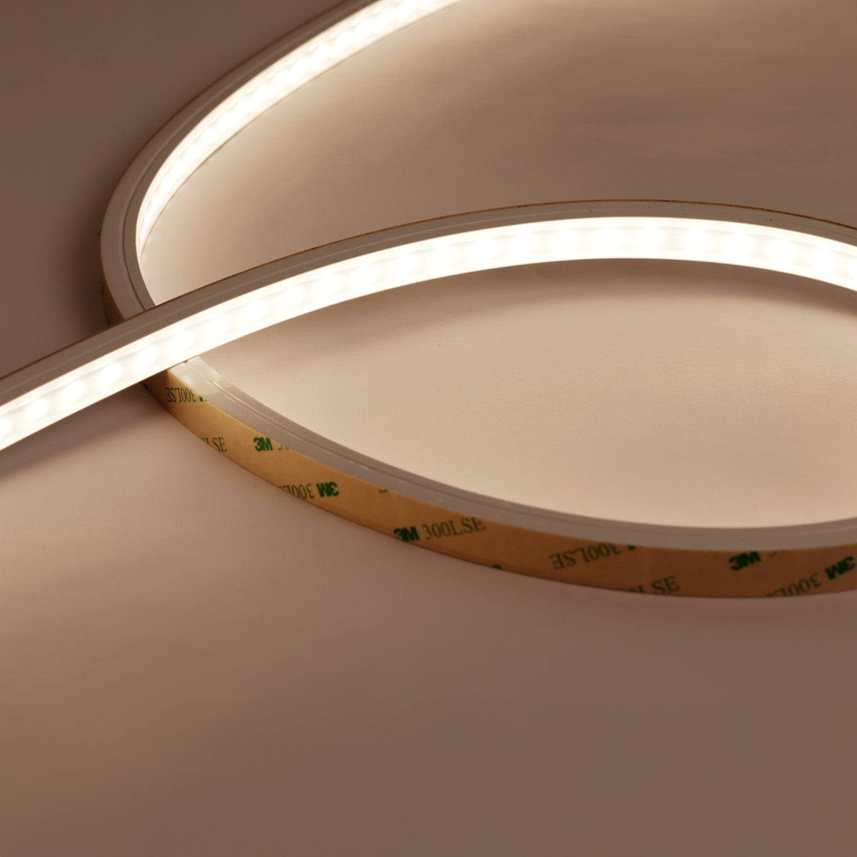 Wandwasser | LED-strip | 20x55° | CRI90 | 5m | 16W/m | 84 LED/m | 48V | IP67