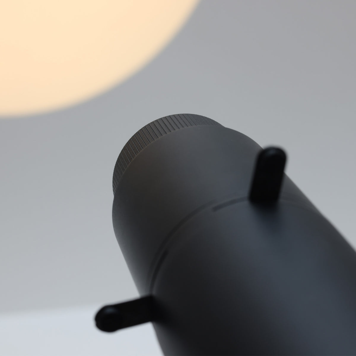 Track48 SHAPE | Railspot | contourspot | 20W | 30° | CRI90 | DALI dimbaar | zwart